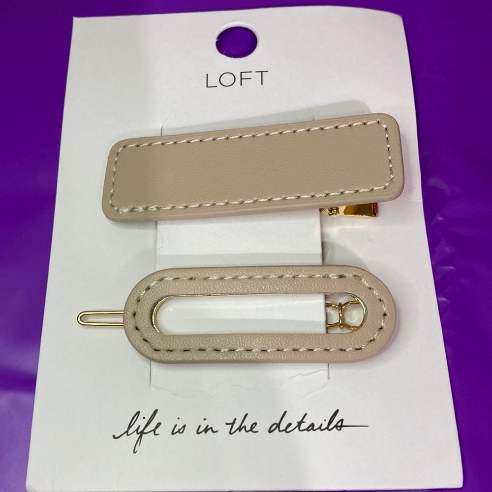 Loft nude faux leather barrette set